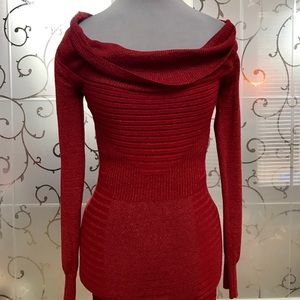 💯🆕ARDEN B- RIBBED RED SHIMMER SWEATER DRESS